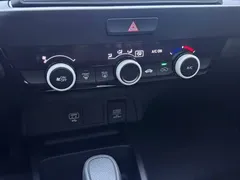 2022 Honda Fit 1.5L CVT Sunroof, белый — фото 16