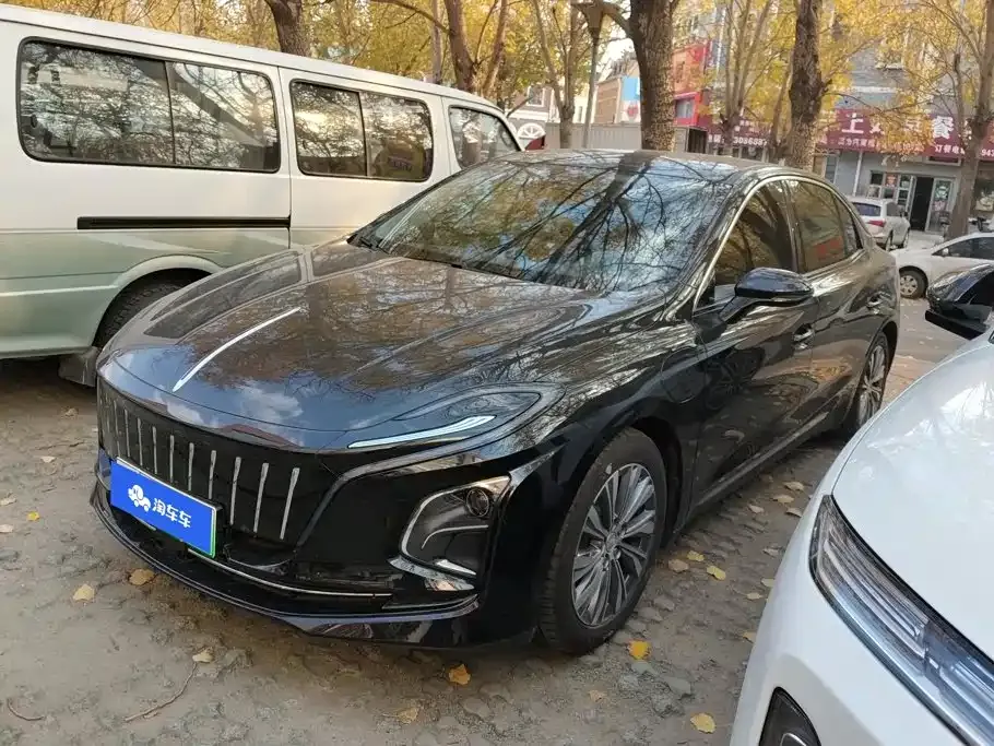 2024 Hongqi E-QM5 EV 610km Plus