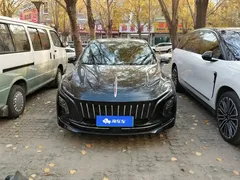 2024 Hongqi E-QM5 EV 610km Plus, чёрный — фото 2
