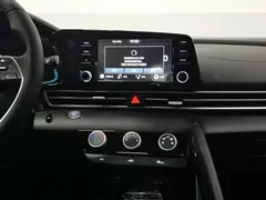 2023 Hyundai Elantra 1.5L CVT GLX Elite, белый — фото 12