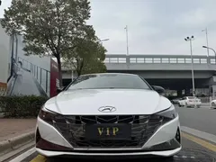 2021 Hyundai Elantra 240TGDi DCT LUX Premium, белый — фото 2