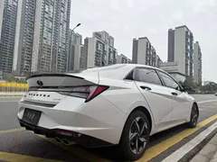 2021 Hyundai Elantra 240TGDi DCT LUX Premium, белый — фото 7