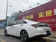 2021 Hyundai Elantra 240TGDi DCT LUX Premium, белый — фото 9