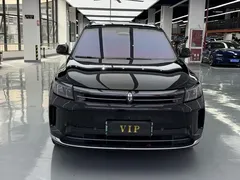 2024 Aito M7 1.5T RWD Smart Driving Pro 5-seat, чёрный — фото 2