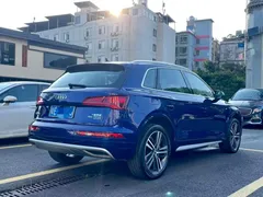 2020 Audi Q5L 40 TFSI, синий — фото 6
