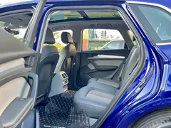 2020 Audi Q5L 40 TFSI, синий — фото 15