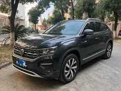 2022 Volkswagen Tayron 280TSI 2WD Luxury, чёрный — фото 1