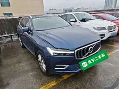 2021 Volvo XC60 4WD Luxury, синий — фото 4