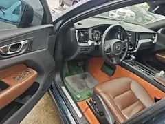 2021 Volvo XC60 4WD Luxury, синий — фото 16