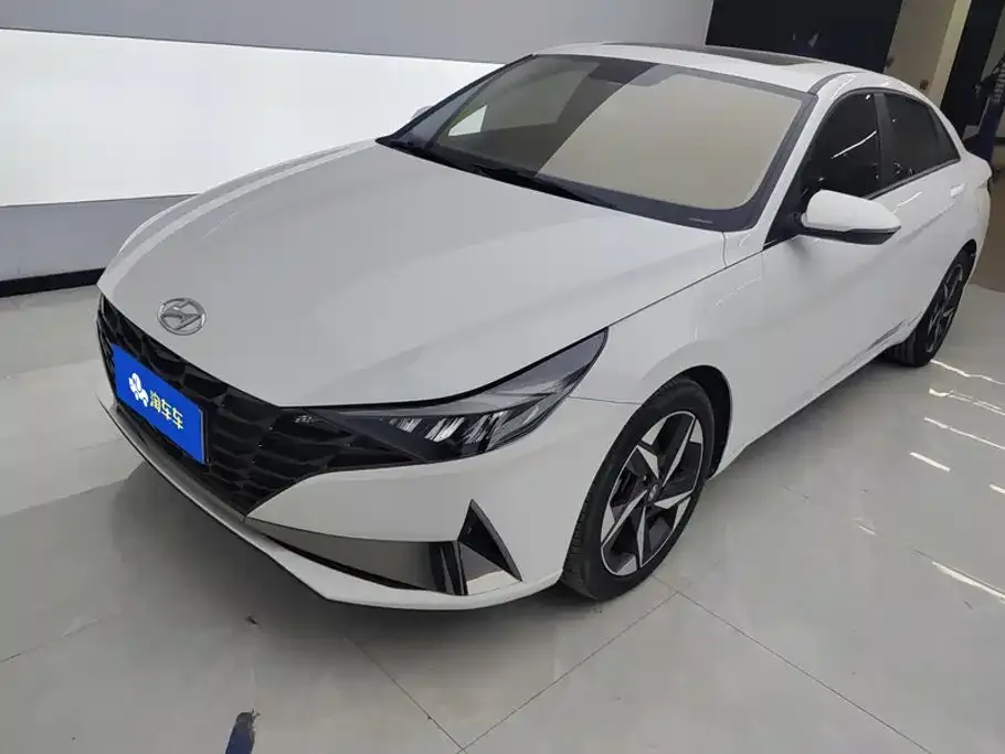2022 Hyundai Elantra 1.5L CVT GLX Elite