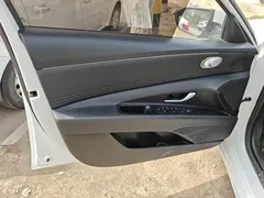 2022 Hyundai Elantra 1.5L CVT GLX Elite, белый — фото 7