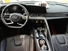2022 Hyundai Elantra 1.5L CVT GLX Elite, белый — фото 12