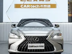 2022 Lexus ES 200 Luxury — фото 2