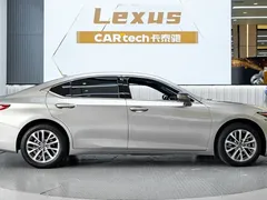 2022 Lexus ES 200 Luxury — фото 4