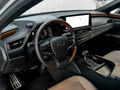 2022 Lexus ES 200 Luxury — фото 25