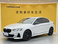 2023 BMW 1 Series 125i M Sport Night Edition, белый — фото 16