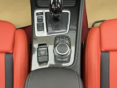 2023 BMW 1 Series 125i M Sport Night Edition, белый — фото 24