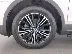 2021 Volkswagen Tiguan L 280TSI AT 2WD Smart, белый — фото 17