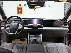 2024 BYD Qin L PHEV 120KM Exceed — фото 11