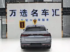 2024 BYD Qin L PHEV 120KM Exceed — фото 14