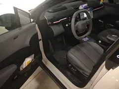 2023 Zeekr X 4WD YOU 5-seat — фото 12