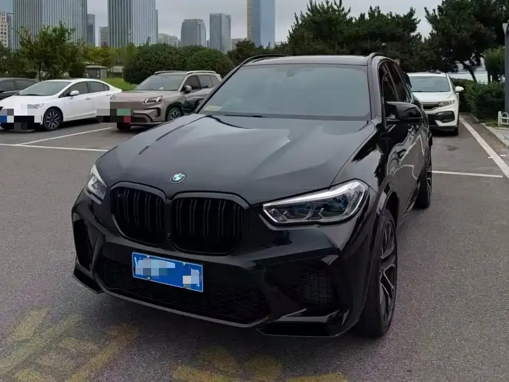 2022 BMW X5 M