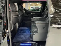 2021 Toyota Vellfire 2.5L Hybrid HV Ultimate, чёрный — фото 6