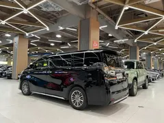 2021 Toyota Vellfire 2.5L Hybrid HV Ultimate, чёрный — фото 12