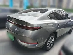 2025 BYD Qin PLUS DM-i PHEV Smart Driving 128km Advance — фото 4