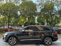 2023 Audi Q7 55 TFSI quattro S line Sport, чёрный — фото 16