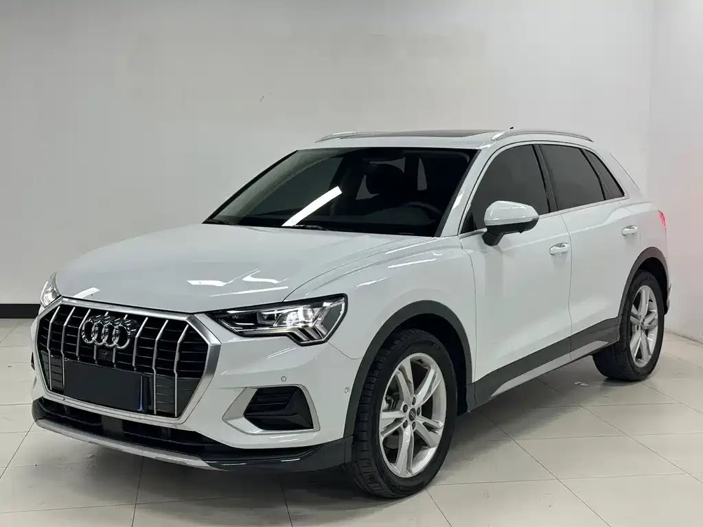 2022 Audi Q3 35 TFSI Fashion