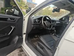 2022 Volkswagen T-Roc 280TSI DSG 2WD Comfort Plus, белый — фото 17
