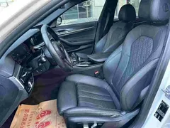 2021 BMW 5 Series 525i M Sport Package, белый — фото 5