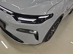 2026 Leapmotor C11 EV 640 Lidar Premium — фото 24