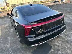 2023 Hongqi H5 1.5T DCT Zhilian Qiyun, чёрный — фото 14
