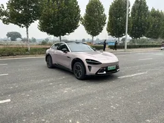 2026 Xiaomi YU7 RWD Standard — фото 2