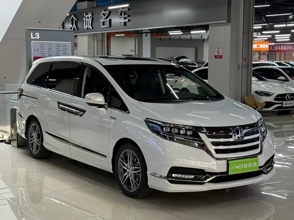 2019 Honda Elysion 2.0L Hybrid Luxury