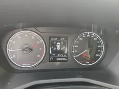 2022 Geely Emgrand 1.5L CVT Elite 4th Gen, белый — фото 9