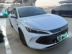 2025 BYD Qin L PHEV 80km Leading Smart Driving, белый — фото 3