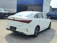 2022 Changan Eado PLUS 1.4T GDI DCT Premium, белый — фото 18