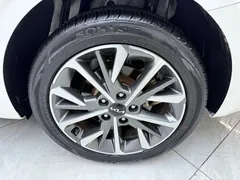 2021 Kia Cerato 1.5L CVT Fashion, белый — фото 22
