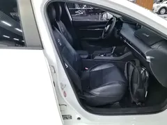 2020 Mazda 3 1.5L AT, белый — фото 25