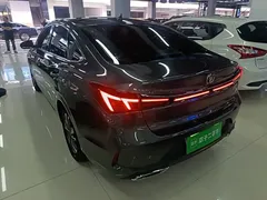 2021 Changan Eado PLUS Blue Whale NE 1.4T GDI DCT Premium — фото 5