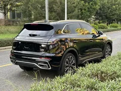 2025 Hongqi HS5 2.0T 4WD Pro, чёрный — фото 9