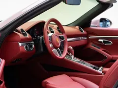 2022 Porsche 718 Boxster 2.0T — фото 10