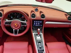 2022 Porsche 718 Boxster 2.0T — фото 12