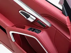 2022 Porsche 718 Boxster 2.0T — фото 16