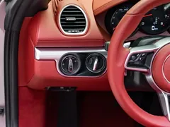 2022 Porsche 718 Boxster 2.0T — фото 17