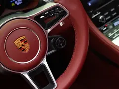 2022 Porsche 718 Boxster 2.0T — фото 20