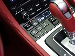 2022 Porsche 718 Boxster 2.0T — фото 22